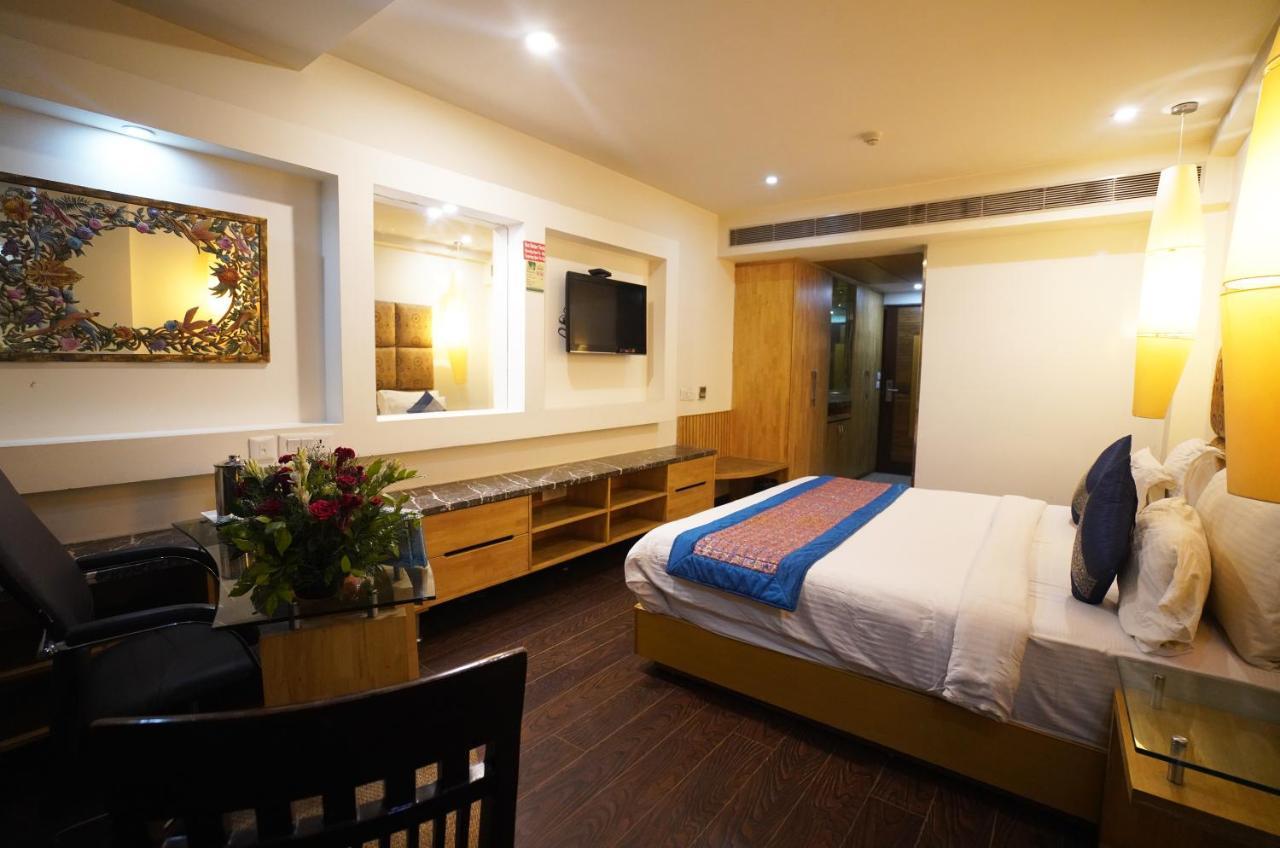 Airport Hotel Grand By Fantasia Yeni Delhi Dış mekan fotoğraf