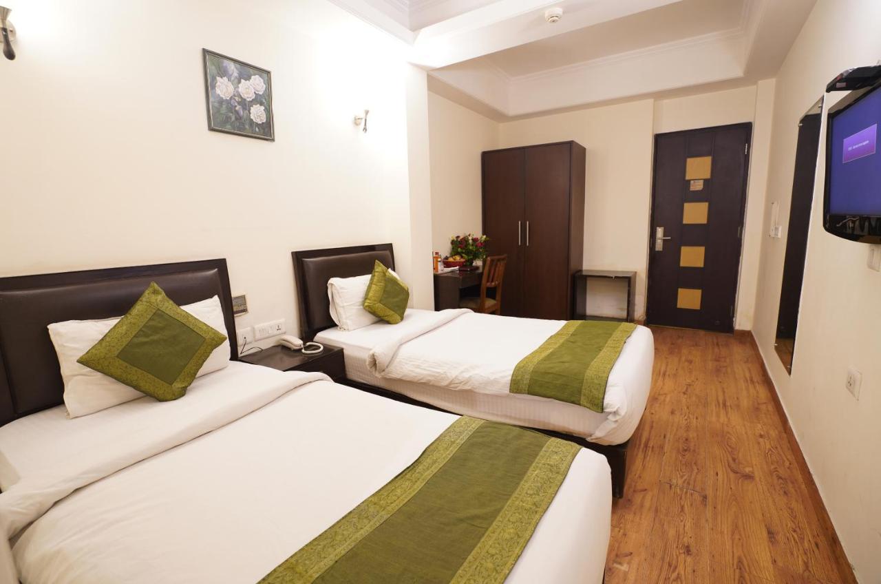 Airport Hotel Grand By Fantasia Yeni Delhi Dış mekan fotoğraf