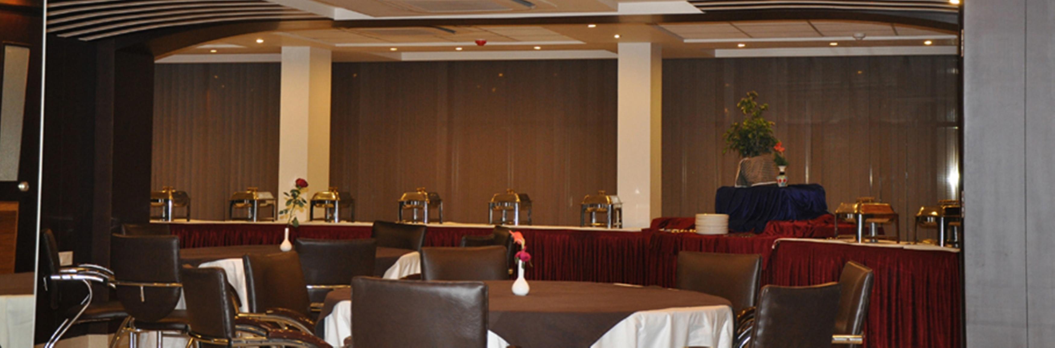 Airport Hotel Grand By Fantasia Yeni Delhi Dış mekan fotoğraf