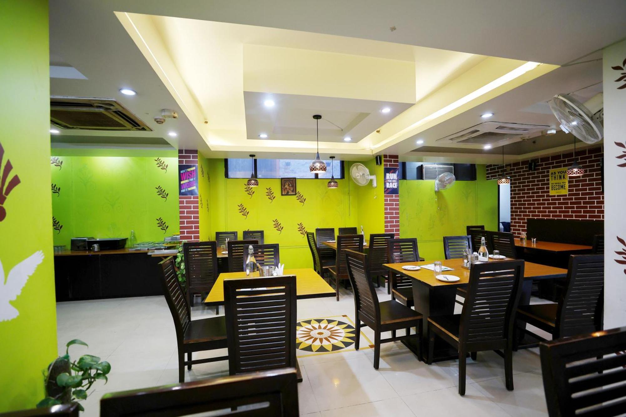 Airport Hotel Grand By Fantasia Yeni Delhi Dış mekan fotoğraf