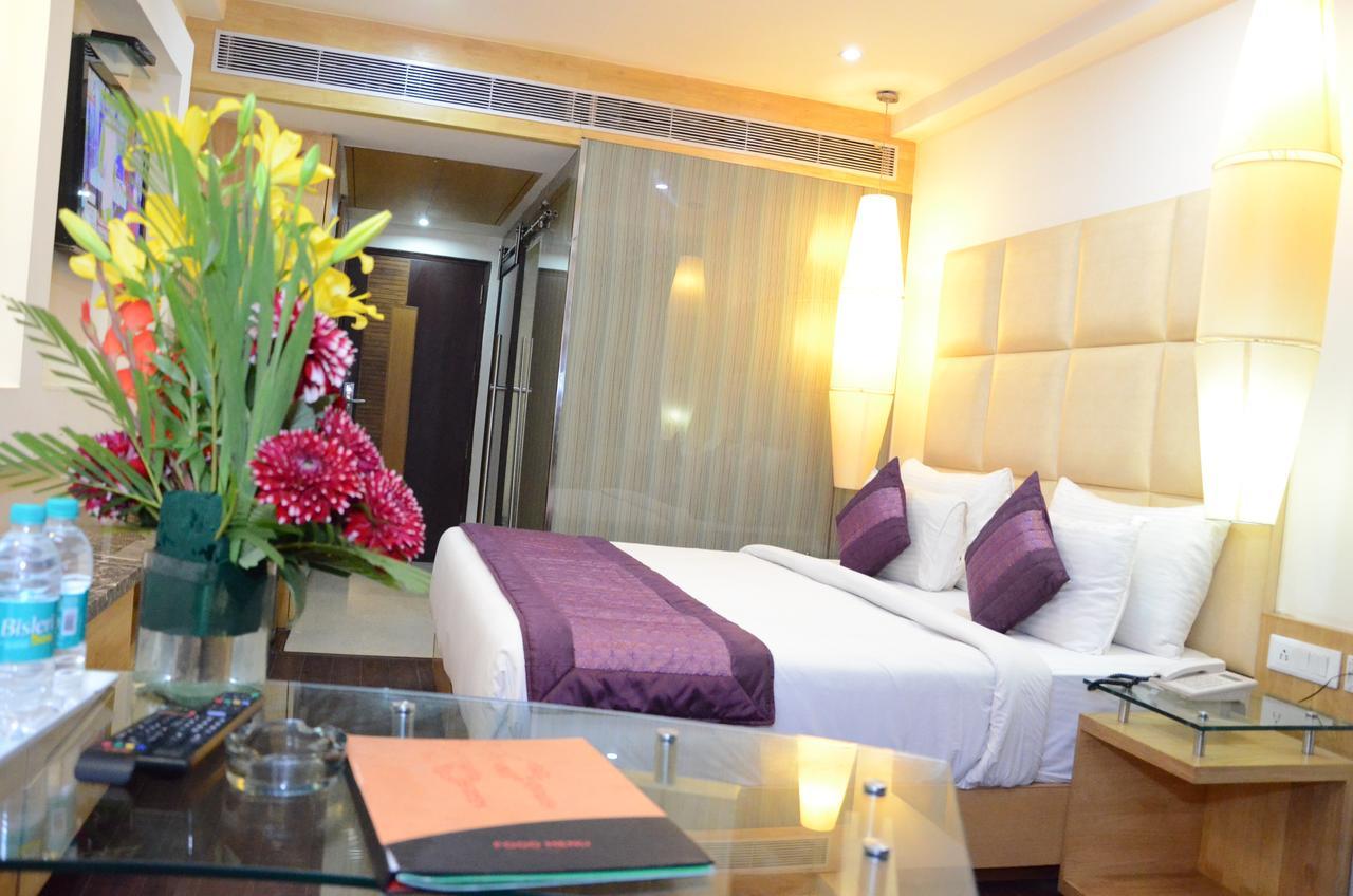 Airport Hotel Grand By Fantasia Yeni Delhi Dış mekan fotoğraf