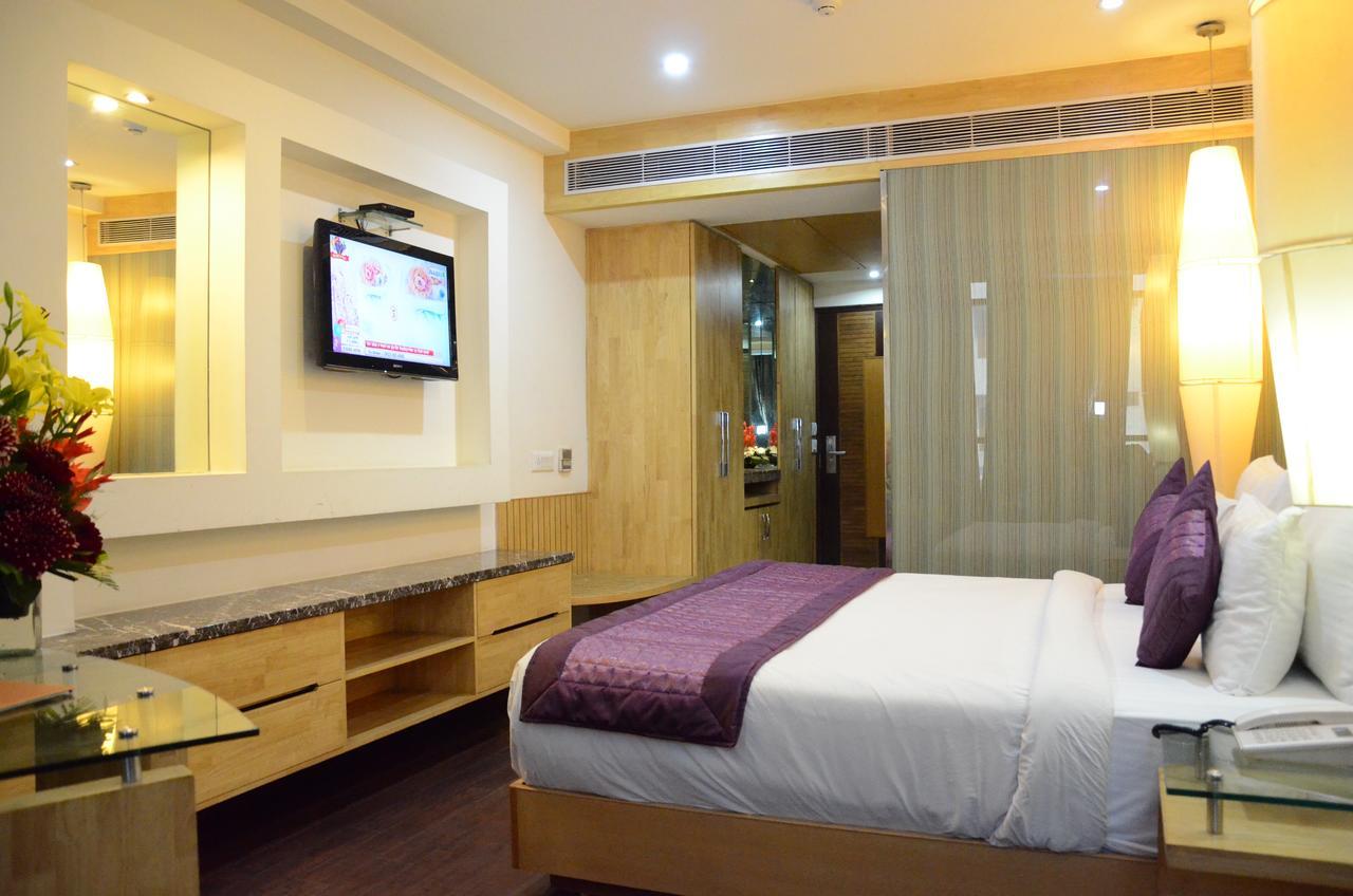 Airport Hotel Grand By Fantasia Yeni Delhi Dış mekan fotoğraf