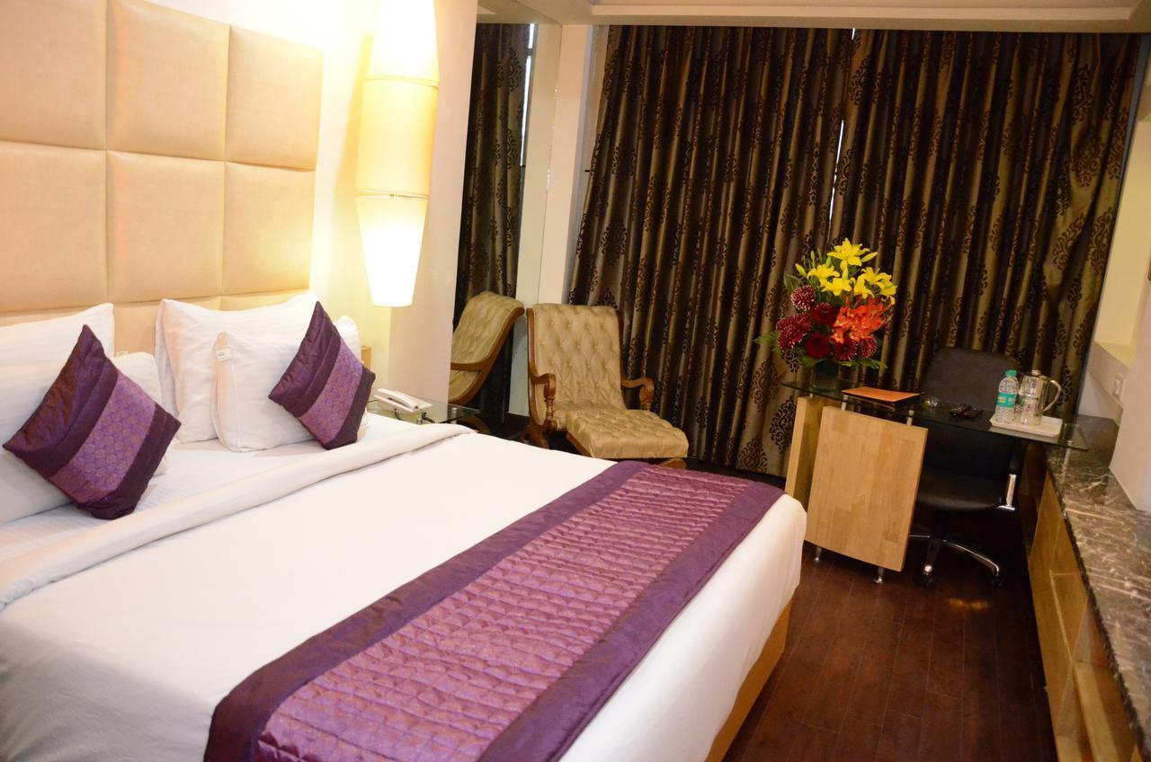 Airport Hotel Grand By Fantasia Yeni Delhi Dış mekan fotoğraf